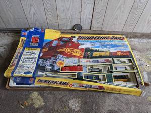 lot 817 image: Vintage Thundering Rails Train Set in Box