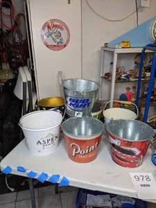 lot 978 image: Multiple Beer Buckets