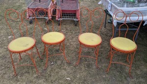 lot 1150 image: Set of Four Twisted Iron Ice Cream Parlor Chairs
