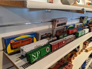 lot 1515 image: Model Trains and Traincars