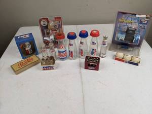 lot 1196 image: Pepsi, Pepsi, and More Pepsi