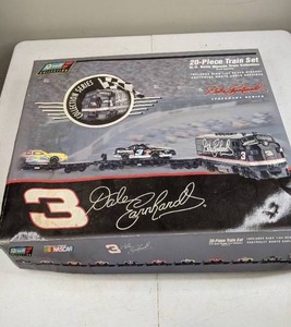 lot 1450 image: Dale Earnhardt Train Set in Box - As Pictured