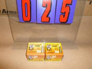 7.62 x 39 ammo. 40 rounds. As shown.
