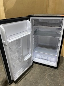 Used Magic Chef Mini Fridge in Fair Condition. See Pictures