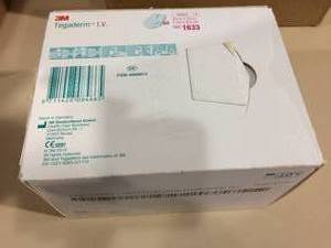 1 Box 3M Tegaderm I.V. 1633 Transparent Film Dressing 2 34 x 3 14 (7 cm x 8.5 cm)