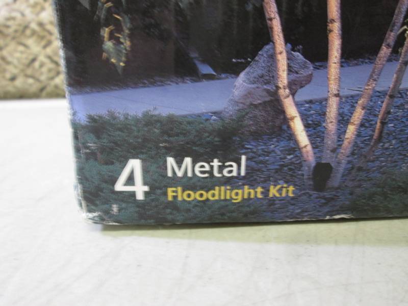 lot 26 image: Malibu Low Voltage Landscape Lighti...