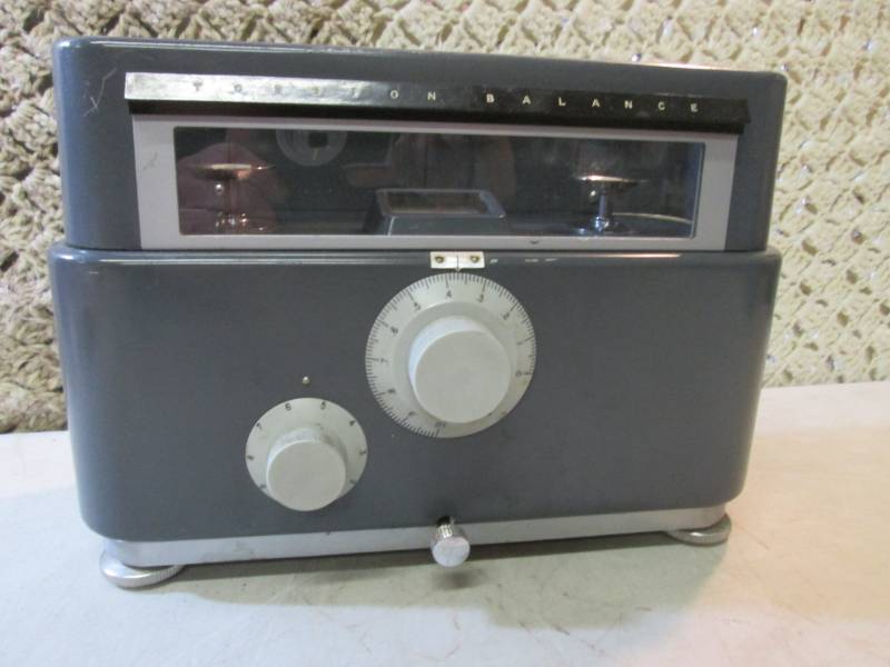 lot 8 image: Vintage Torsion Balance DWL2 Pharma...