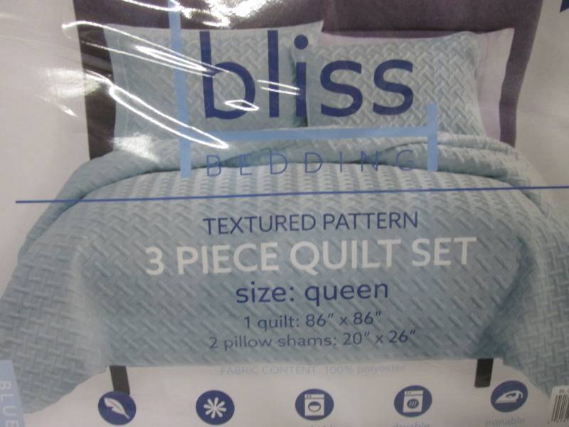 lot 188 image: Bliss Bedding Textured Pattern 3pc ...