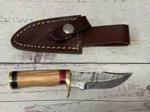 Damascus Steel Knife Full Tang with Sheath 6 14 Overall Length
