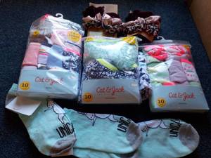 Cat and Jack size 10 Briefs, Scrunc...