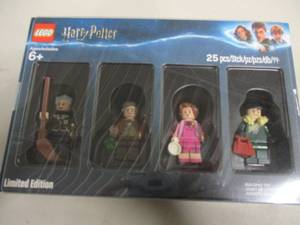 Harry Potter 25 piece LEGO Set...