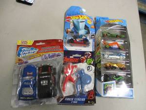 6 Hot Wheels and Turbo Wheels and A...