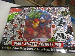 Marvel Avengers Giant Sticker Activ...