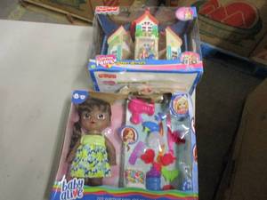 Baby Alive Doll and Sweet Street Pl...