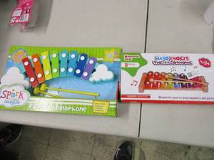 2 Xylophones...
