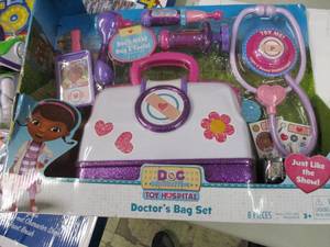 Doc Mcstuffins Doctors Bag Set...
