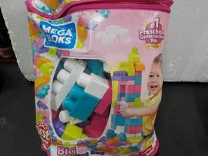 Mega Bloks...