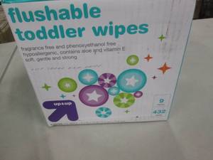 lot 46 image: 432 ct (9pks) Toddler Flushable Wip...