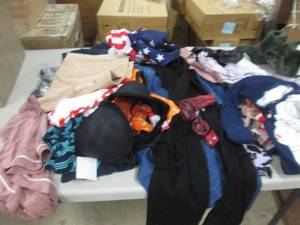 lot 100 image: Lot of Assorted NWT Clothing Items ...