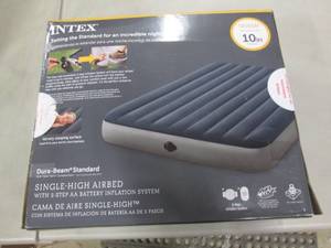 lot 159 image: Intex 10 inch High Queen Airbed ope...