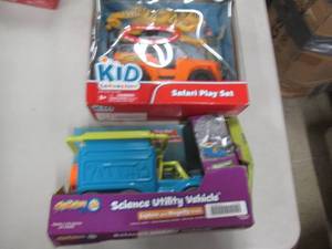 lot 201 image: Science Utility Vehicle, Safari Pla...