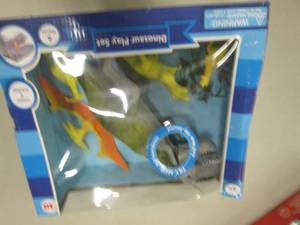 lot 217 image: Dinosaur Play Set...