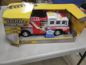 lot 220 image: Tonka Fire Engine...