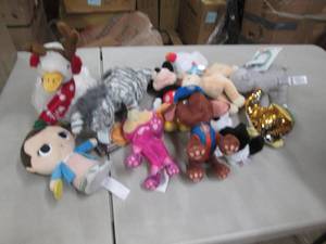 lot 247 image: Small Plush including 2 Paw Patrol...