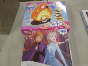 lot 255 image: Frozen II Floor Puzzle, SMore Make...