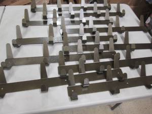 lot 257 image: 10 Metal 4 Place Wall Hooks...