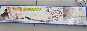 lot 18 image: Hot Wheels 6 Force Track System...