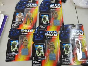 lot 37 image: 5 Collectible Star Wars The Power o...