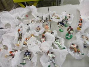 lot 43 image: Unboxed Sports Figures...