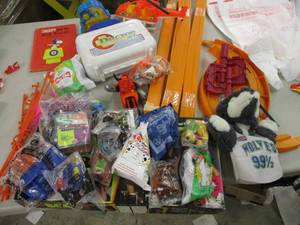 lot 53 image: Vintage Toys and Games...