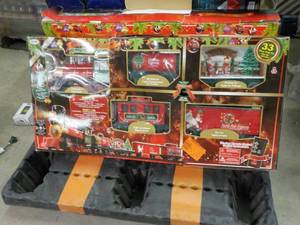 lot 102 image: North Pole Express 33 Piece Train S...