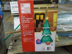 lot 119 image: Home Accents 6.5 ft LED Xmas Tree w...