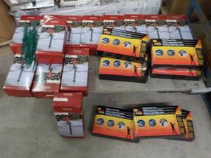 lot 129 image: Xmas Decoration Supplies...