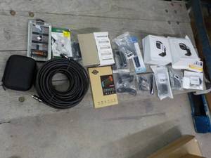 lot 134 image: Electronic Lot...