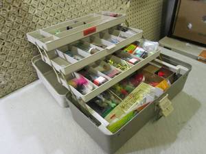 lot 60 image: (F-0) Plano 2600 Fishing Tackle Box...