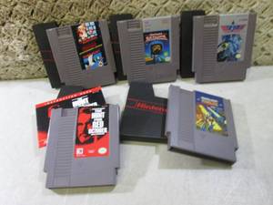 lot 82 image: (EC1) 5 Nintendo Entertainment Syst...