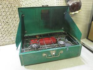 lot 96 image: (EW3) Coleman 2-Burner Portable Cam...