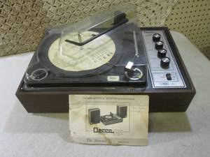 lot 102 image: (RM5) Vintage Decca Summit III Reco...