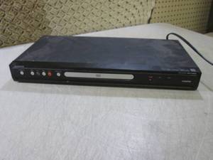 lot 103 image: (RM5) Magnavox DVD Player BDP170MW8...