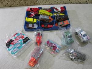 lot 119 image: (CSB) Assorted Hot Wheels Etc...