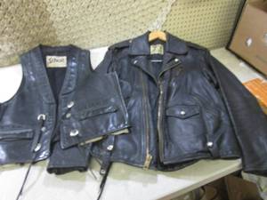 lot 121 image: (RMDR) Leather Motorcycle Jacket Si...