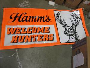 lot 123 image: (CSB) Large Hamms Welcome Hunters ...