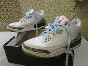 lot 130 image: (F-0) Pair Jordan Air Shoes Size 10...