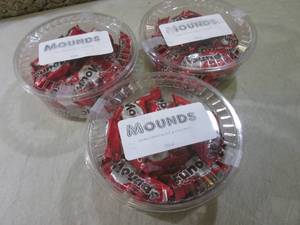 lot 240 image: (B-1) 3 Pounds of Mounds Miniature ...