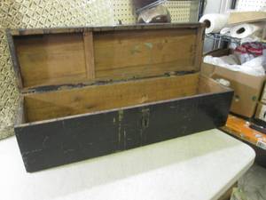 lot 253 image: (BS) Vintage Wood Tool Box 36 x 10...