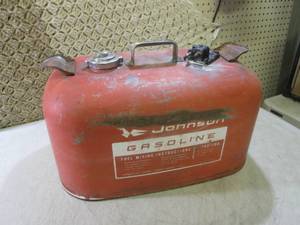 lot 273 image: (FBR) Vintage Johnson Boat Motor Ga...